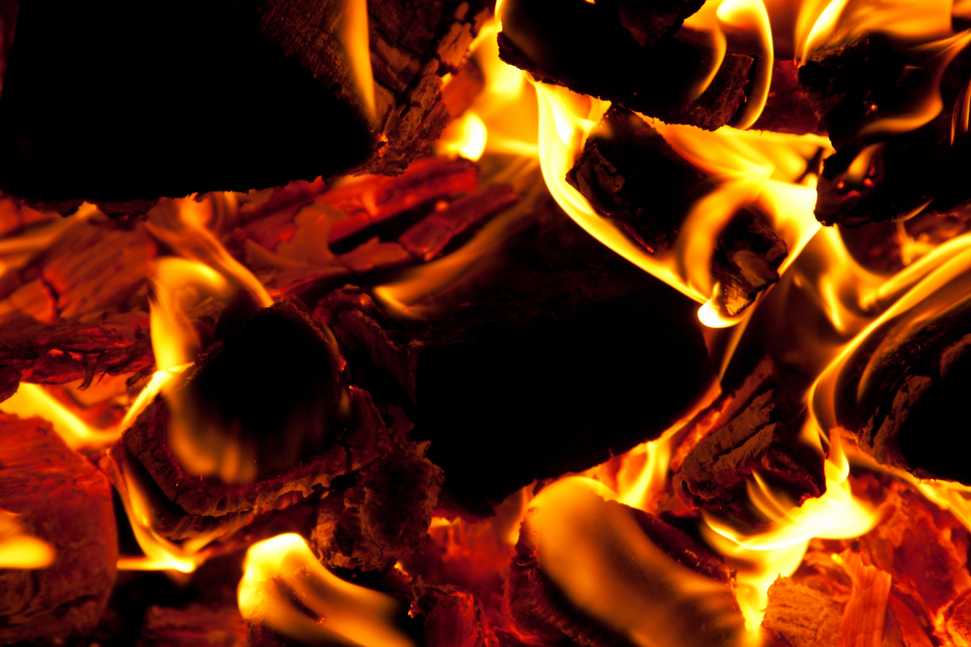 burning-flame-fire-fireplace-campfire-bonfire-flames-fire-pit-wood-burning-stove-fire-burning_t20_ne70W6
